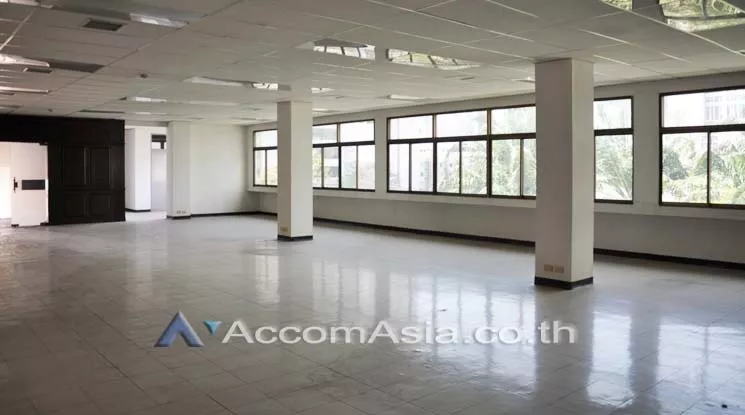unitSplit-type Air, Office, Pet friendly |  Apartment For Rent in Sukhumvit, Bangkok  near BTS Nana (AA10560)